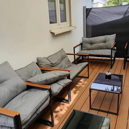 Aronia S Terasou & Parking Free Pöstyén