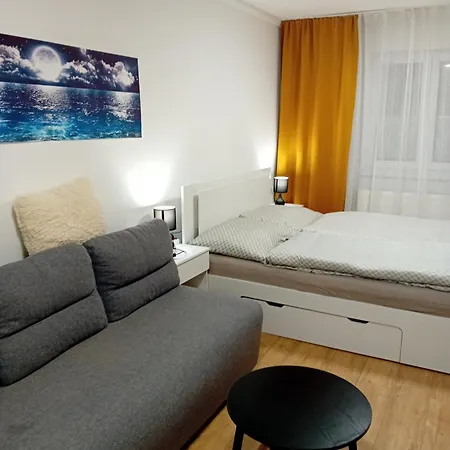 Aronia S Terasou & Parking Free Apartmán Piest'any